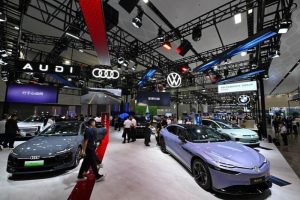 Делът на NEV в продажбите на нови автомобили в Китай се покачва до рекордните 61,6% през септември